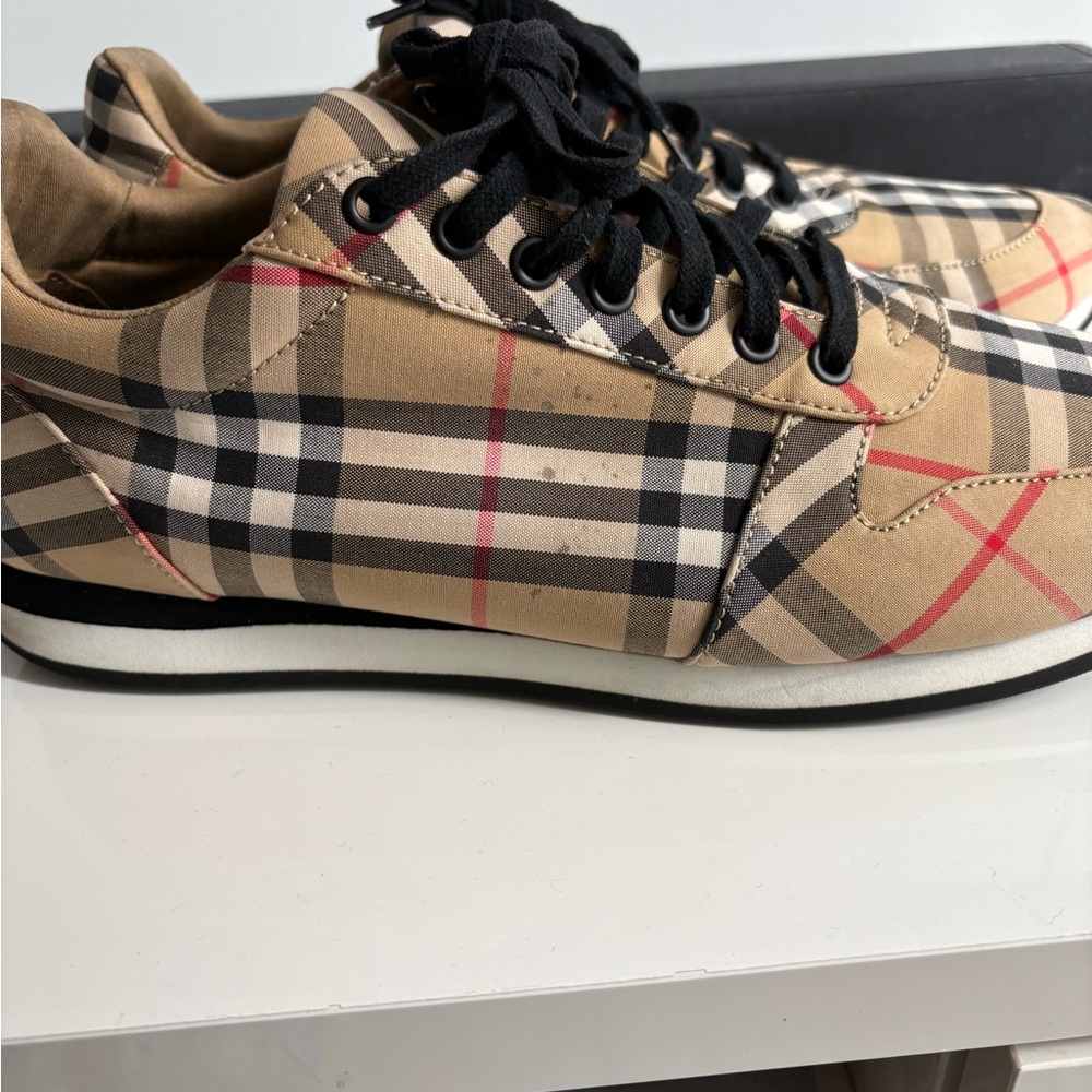 Burberry Tan and Black Sneakers with Iconic Check Pattern